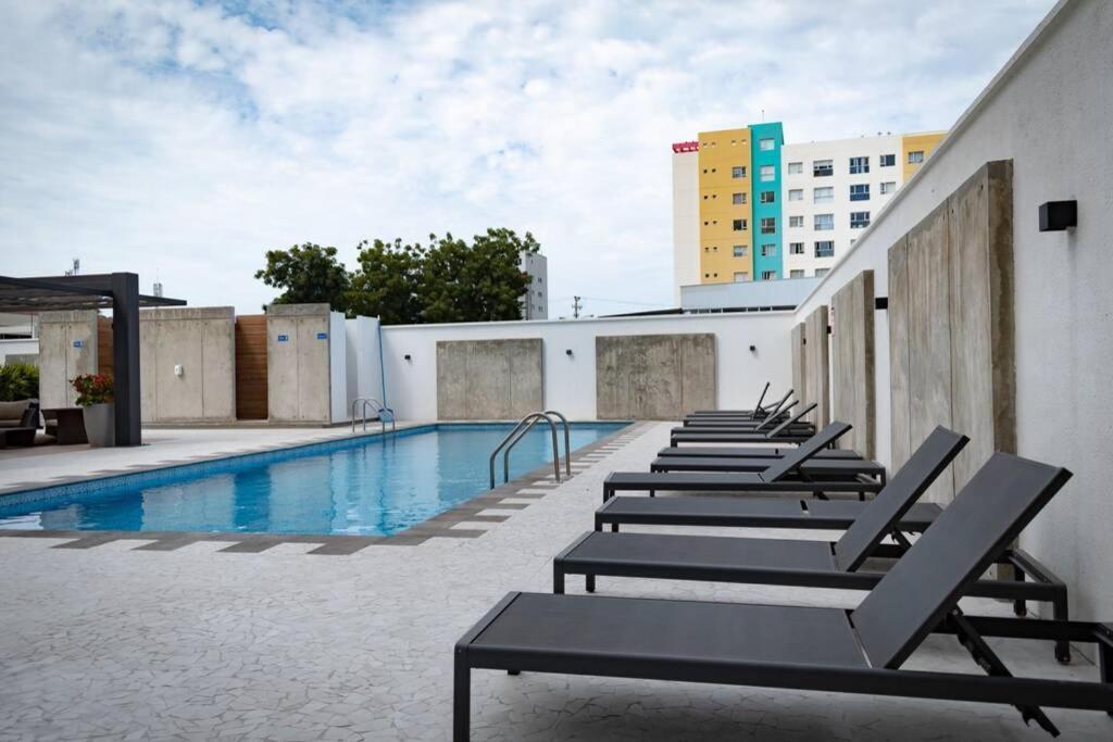M3 Lujoso Y Comodo Departamento Con Playa 2 Piscinas Cancha De Tenis Jacuzzi Seguridad 24 Horas Manta Buitenkant foto