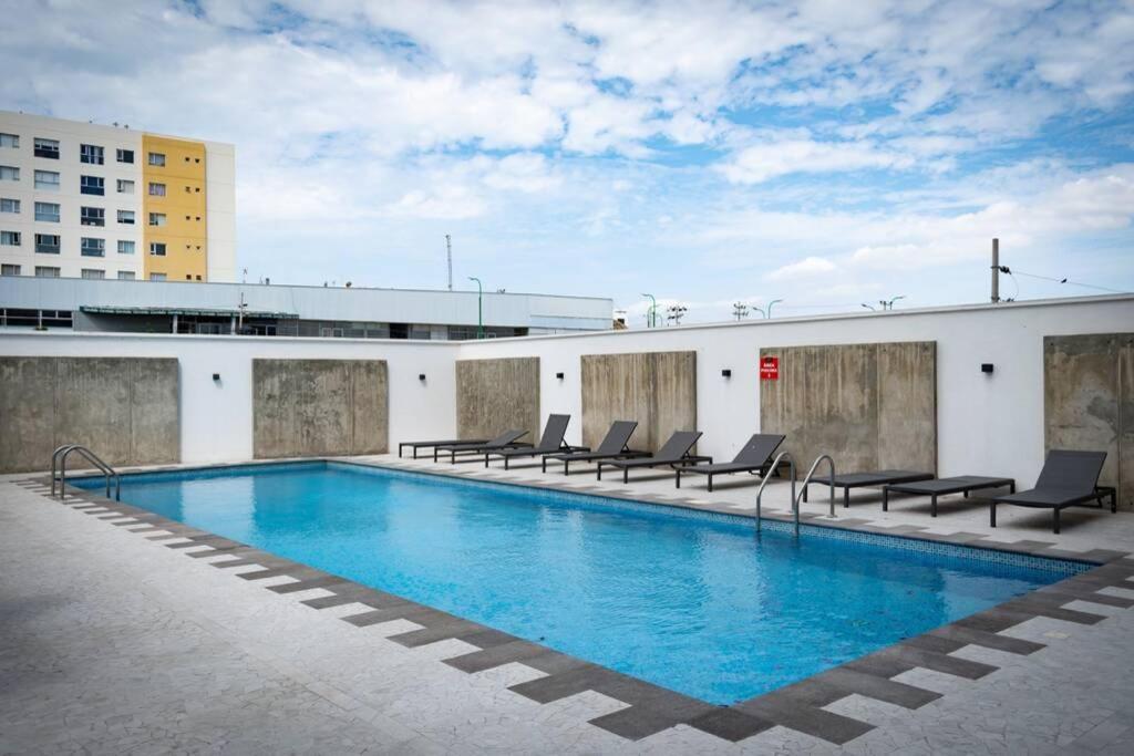 M3 Lujoso Y Comodo Departamento Con Playa 2 Piscinas Cancha De Tenis Jacuzzi Seguridad 24 Horas Manta Buitenkant foto